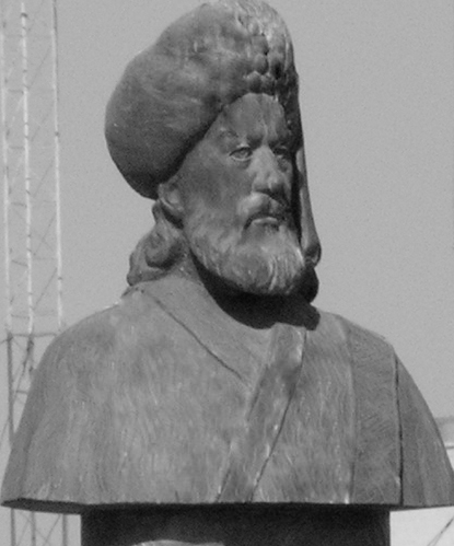 Памятник Бюзюркмехру в Исфахане